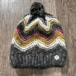 Pistil Beanie Women One Size Grey Pink Green Chevron Pom Pom Knit‎ Winter Hat